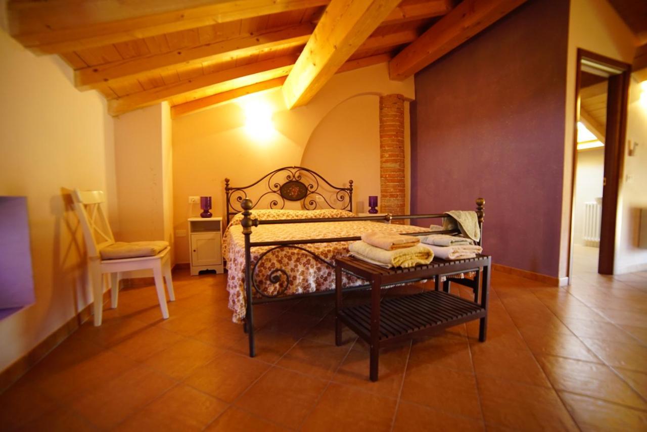 Вилла Agriturismo Il Sole Rivarolo del Re ed Uniti Экстерьер фото