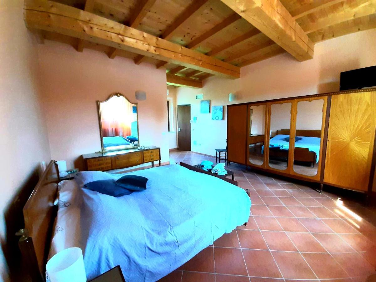 Вилла Agriturismo Il Sole Rivarolo del Re ed Uniti Экстерьер фото