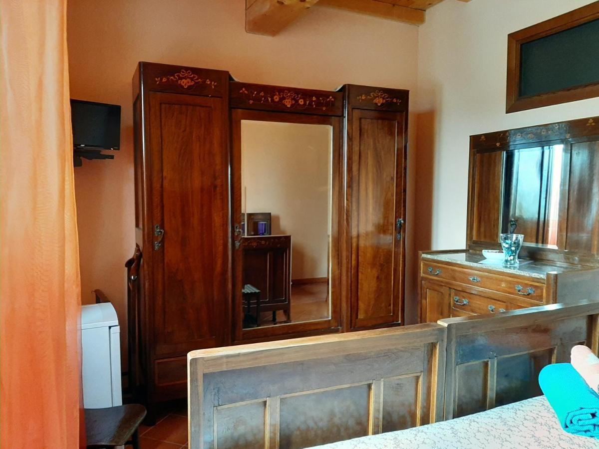 Вилла Agriturismo Il Sole Rivarolo del Re ed Uniti Экстерьер фото