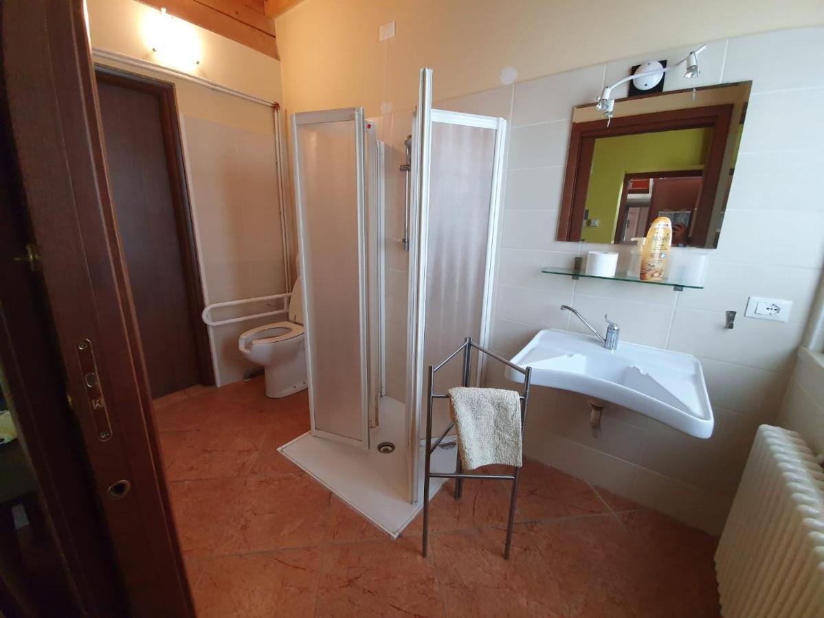 Вилла Agriturismo Il Sole Rivarolo del Re ed Uniti Экстерьер фото