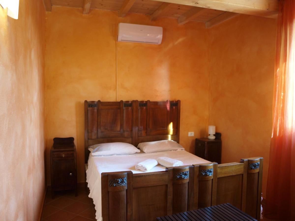 Вилла Agriturismo Il Sole Rivarolo del Re ed Uniti Экстерьер фото