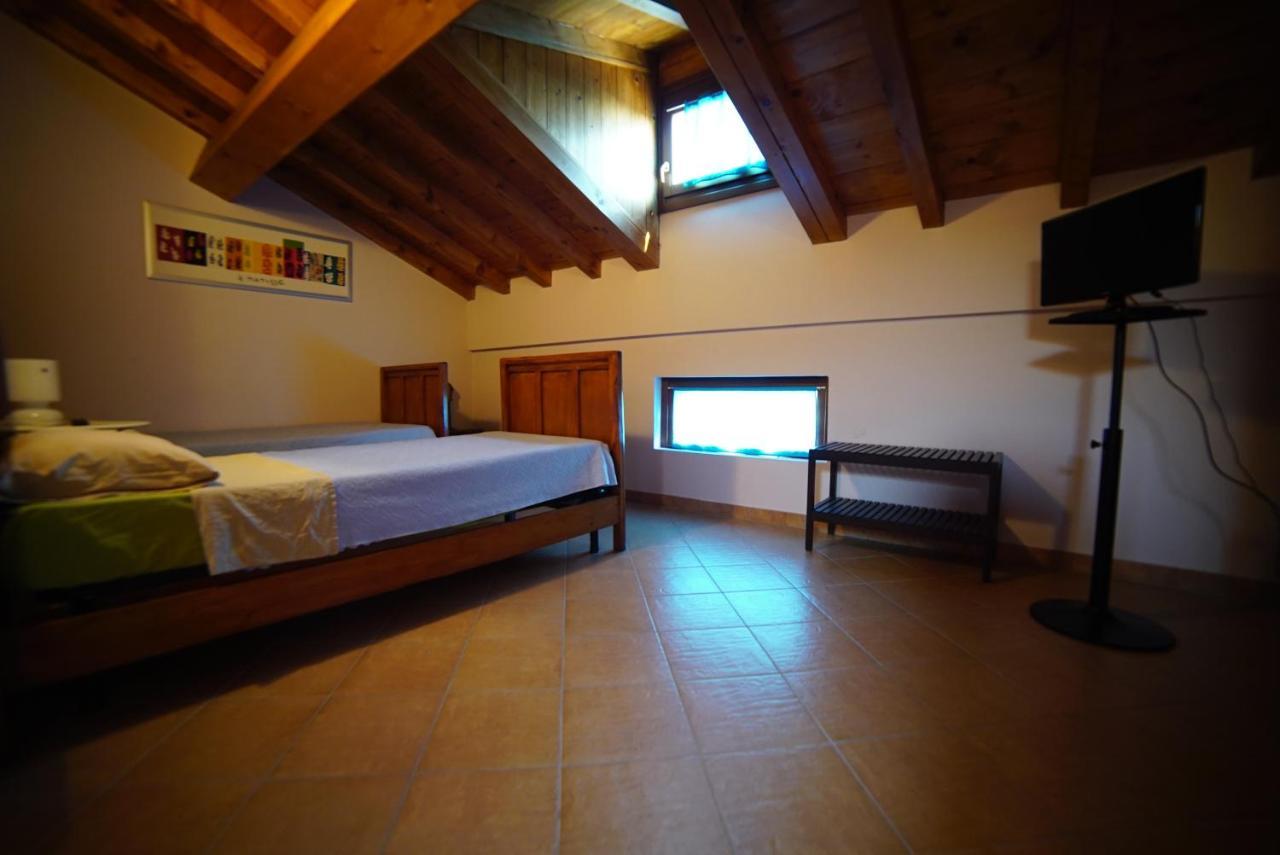 Вилла Agriturismo Il Sole Rivarolo del Re ed Uniti Экстерьер фото