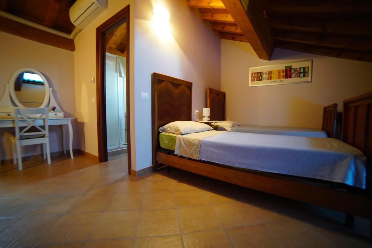 Вилла Agriturismo Il Sole Rivarolo del Re ed Uniti Экстерьер фото